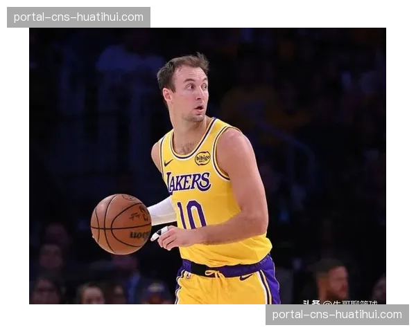 湖人107-98力克火箭，詹姆斯19分13助攻创季后赛单节8助纪录