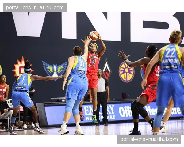 “WNBA联合芝加哥当地社区启动‘女孩即未来’公益计划,狂热队全员参与”